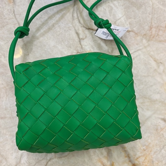 Bottega Veneta Mini loop in parakeet - Picture 9 of 11